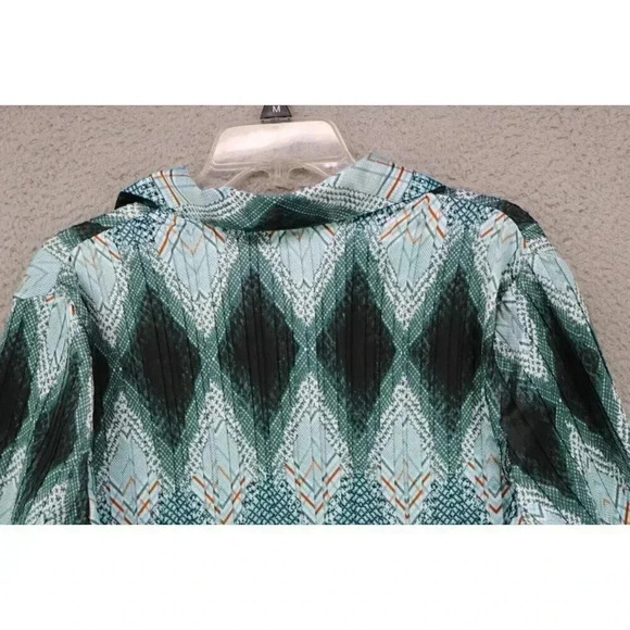 Essentials by Milano Satin Pleated Button Up Top-Size XL - Picture 8 of 10